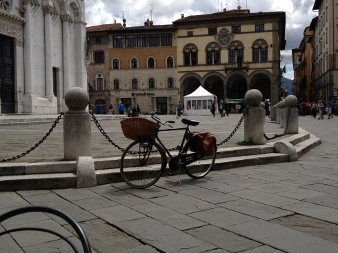Bike in a Lucca Piazza